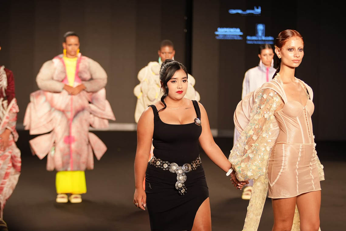 Imagen de pasarela en Colombiamoda