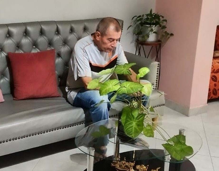Imagen ingeniero de 74 años que domina la Inteligencia Artificial foto 2