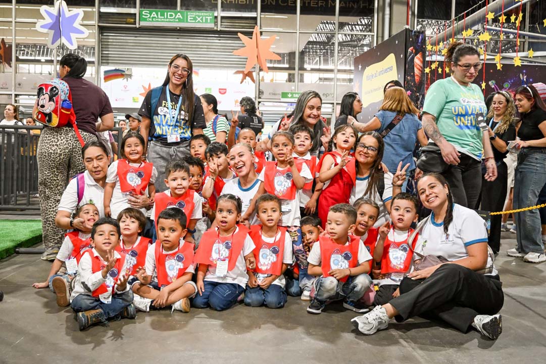 Administración Distrital hace que niñas y niños disfruten del Festival Buen Comienzo (3)
