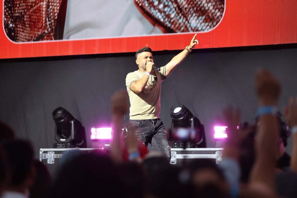 Colombia, Medellín Te Quiere el concierto en el que miles de personas expresaron su solidaridad (9)