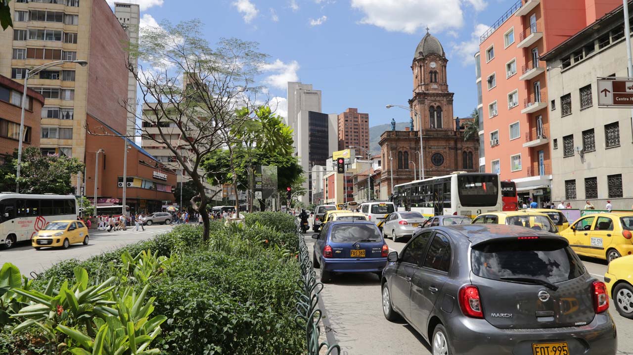 Imagen Con el POT, la Alcaldía de Medellín protege la vida y ordena las actividades en los barrios (3)