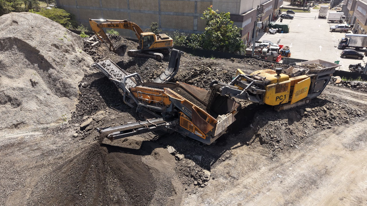 Imagen Medellín aprovecha residuos de pavimento para reducir impacto ambiental de obras (5)