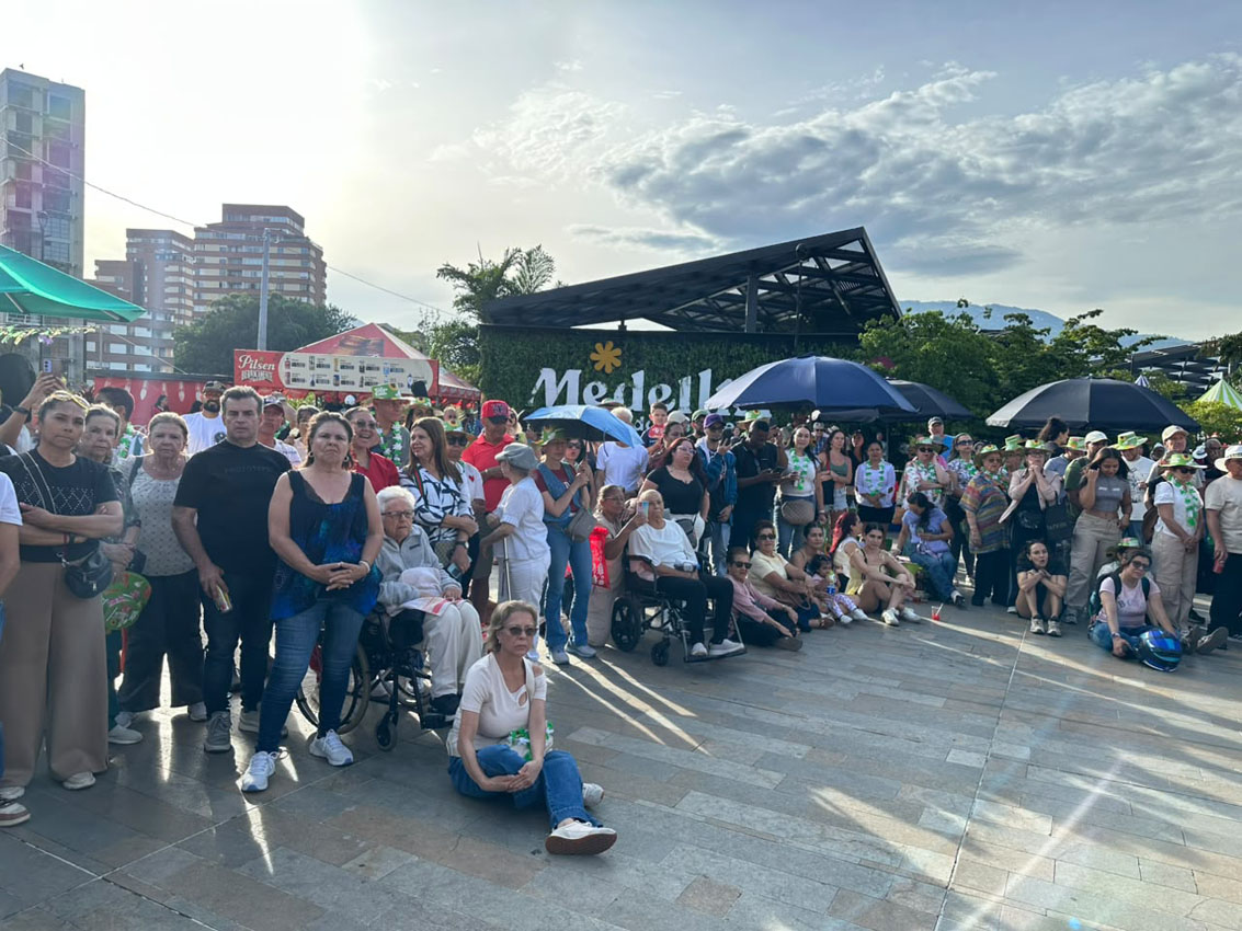 Imagen Plaza de Flores, parques del río (12)
