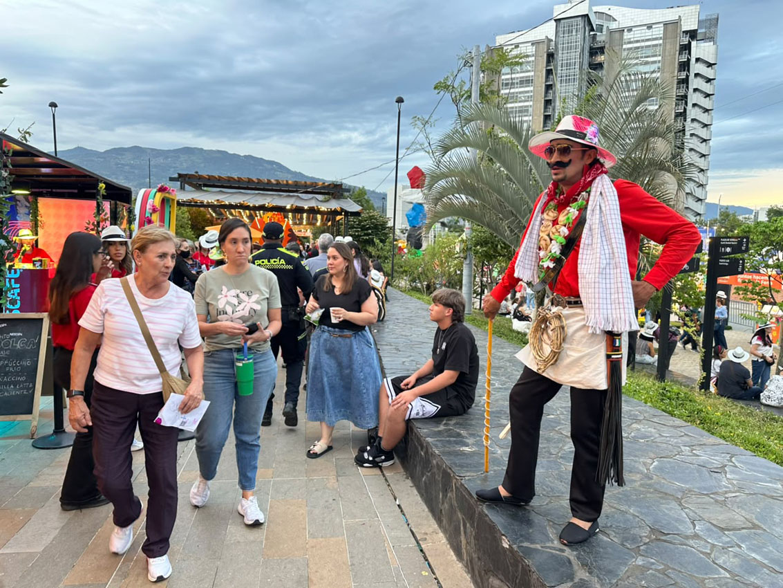 Imagen Plaza de Flores, parques del río (6)