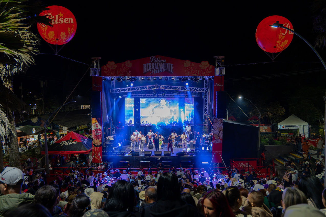Imagen Tablado de Santa Elena Feria de las Flores Medellín Te Quiere 2026.
