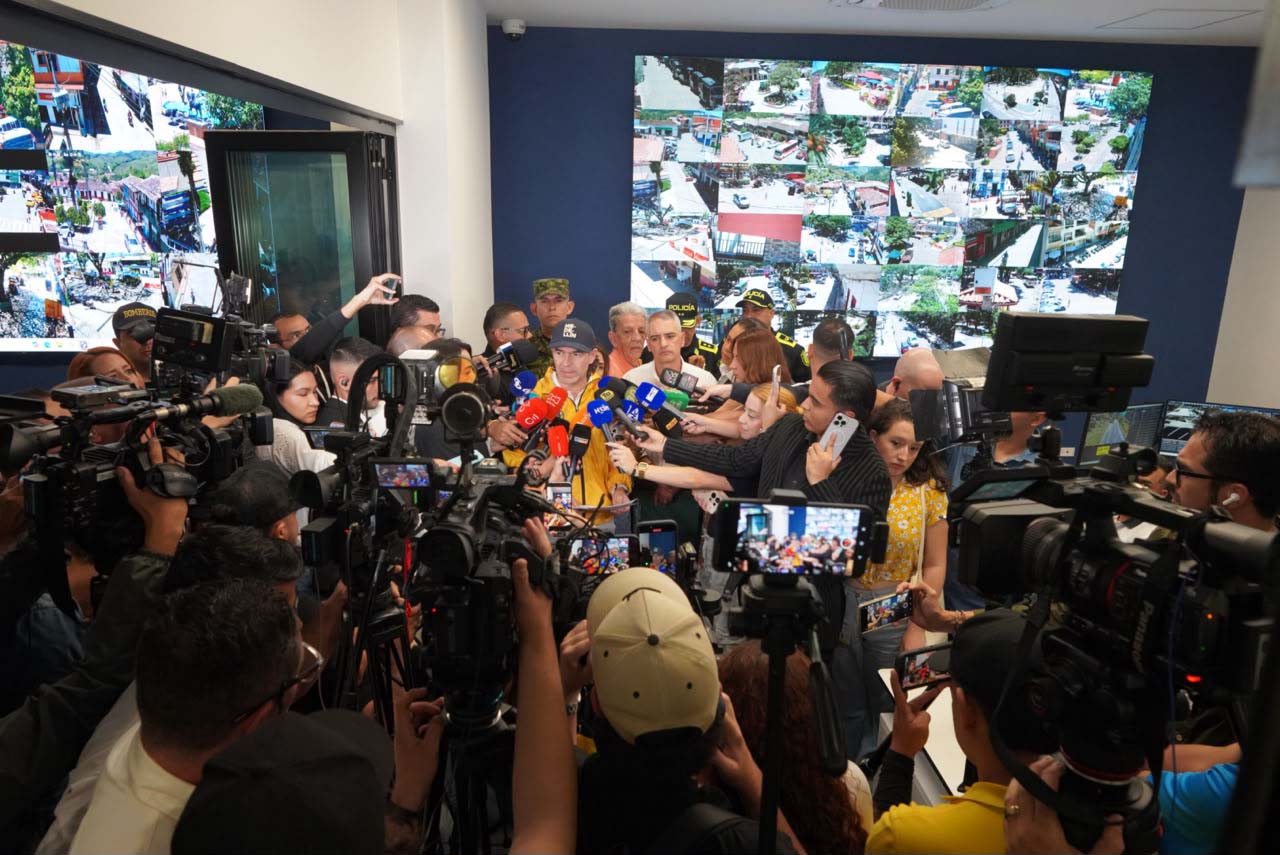 Imagen alcalde Federico Gutiérrez emergencia-cismo (4)