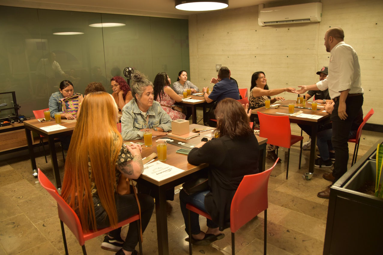 Imagen convocatoria para formar a más de 2.200 personas en inglés para el trabajo (1)