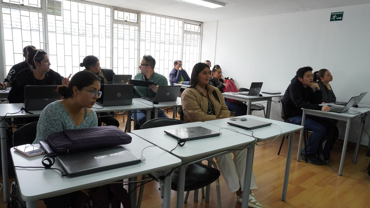 Imagen convocatoria para formar a más de 2.200 personas en inglés para el trabajo (5)