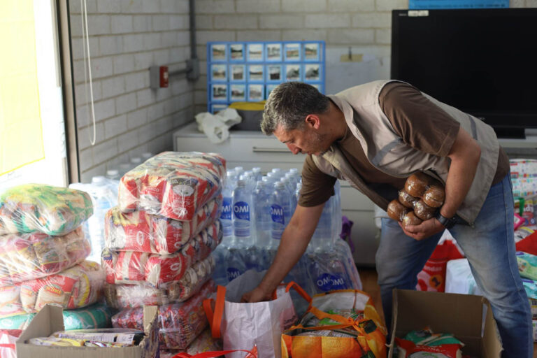 Imagen de recolección de ayudas por Terremoto del Chocó