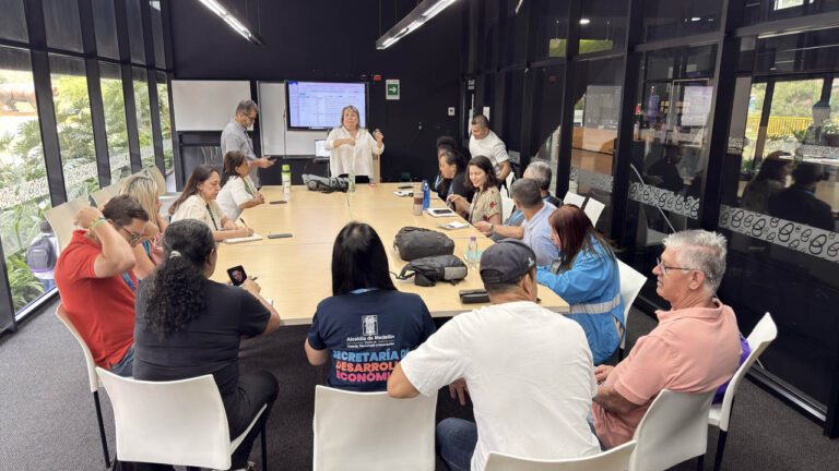 Imagen de reunión de las Mesas Interinstitucionales Corregimentales