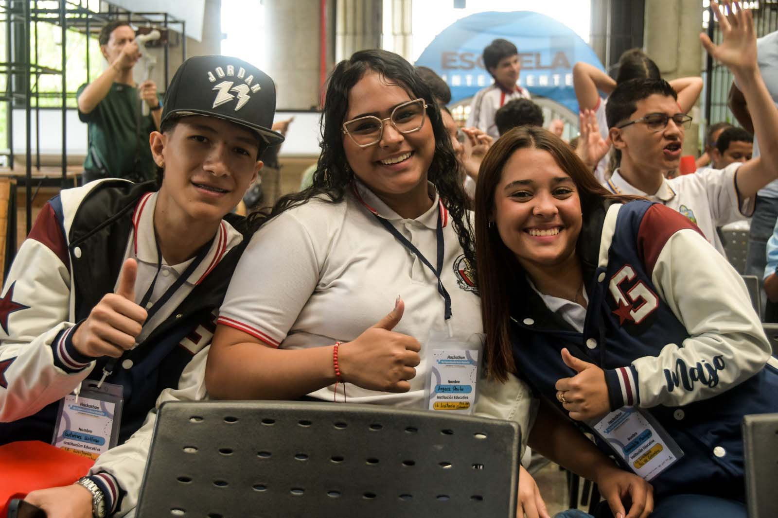 Imagen estudiantes y docentes crearon soluciones con inteligencia artificial (1)