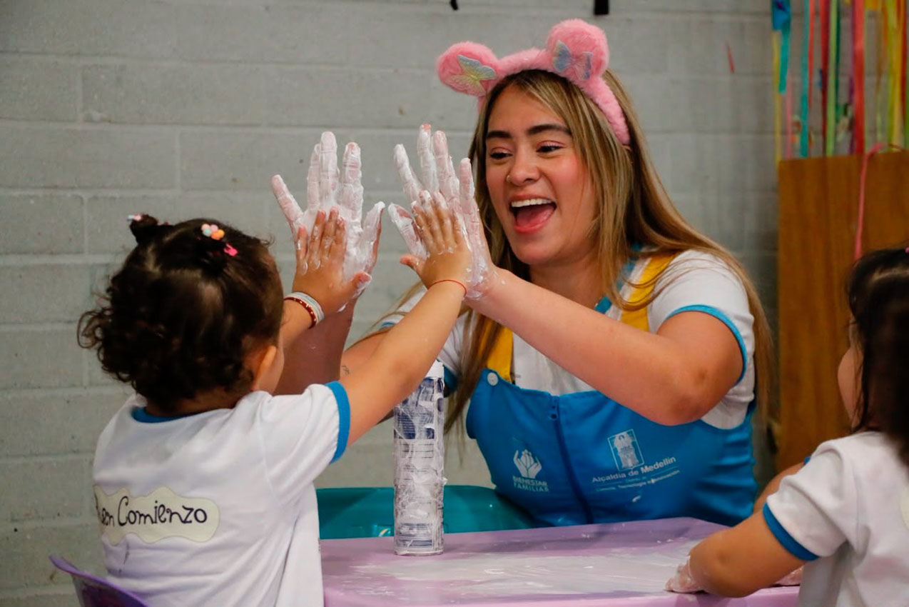Oportunidades para estimular el uso del inglés en cuidadores de la primera infancia Imagen oportunidades para estimular el uso del inglés en cuidadores de la primera infancia (3)
