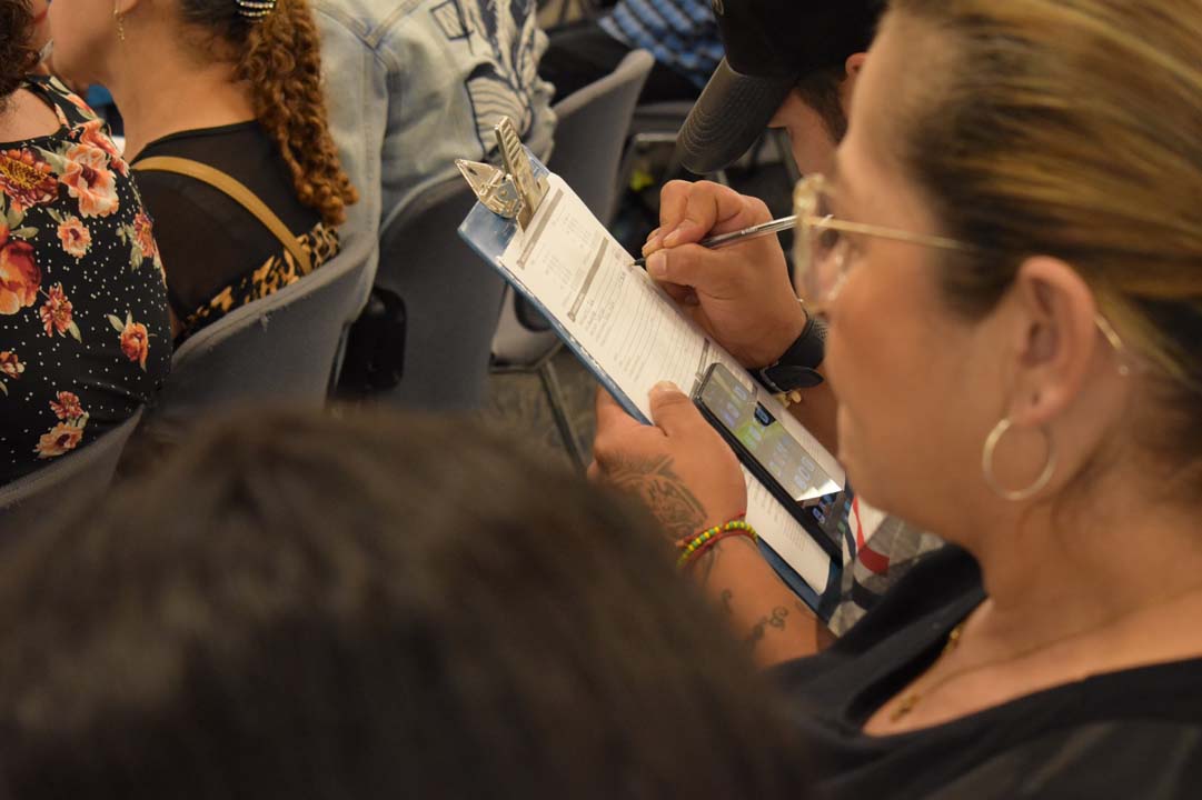 Imagen reducción del desempleo en Colombia (1)