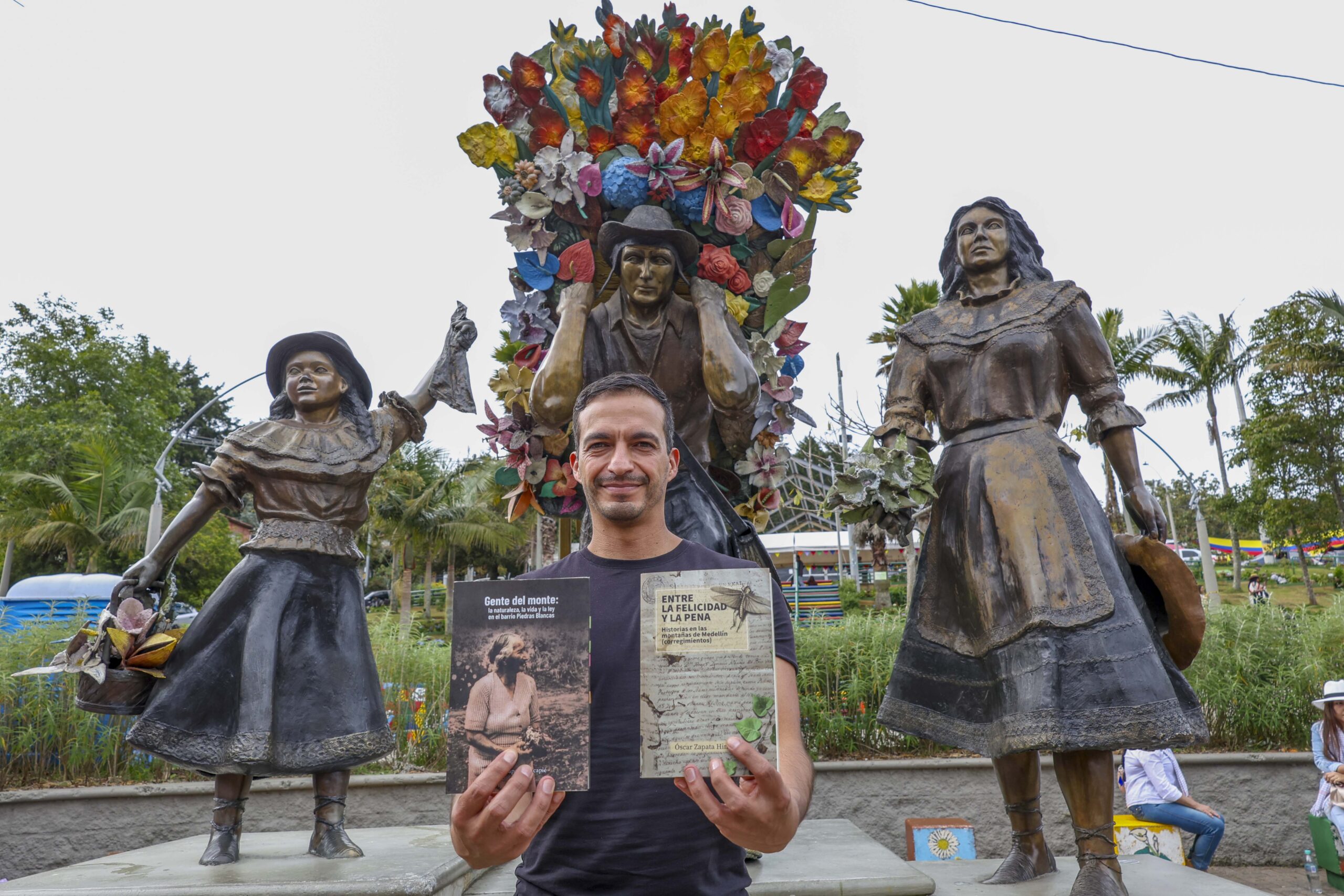 Óscar Zapata Hincapié historiador y escritor de Santa Elena Óscar Zapata Hincapié historiador y escritor de Santa Elena _7