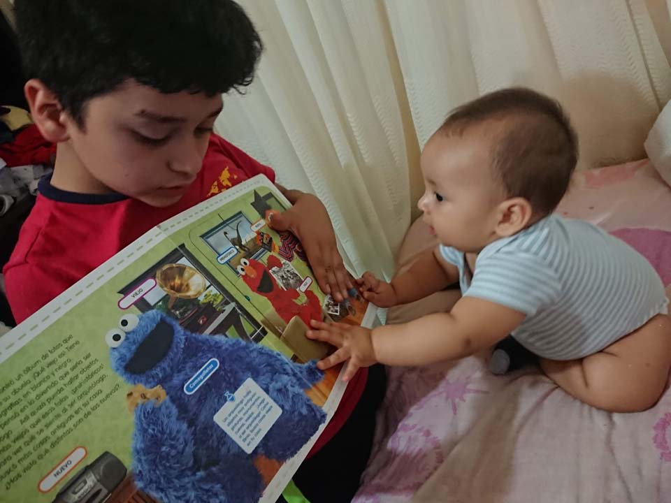 Imagen hermanos Cuando los libros salvan