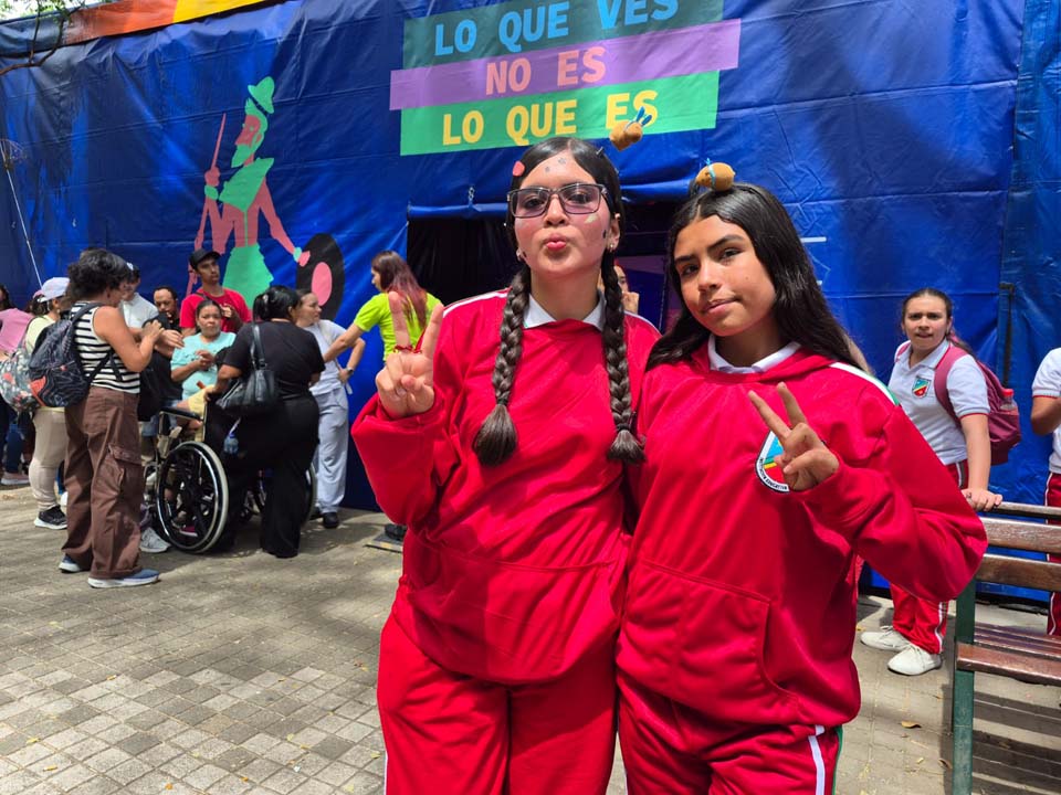 Imagen De Betulia a la Fiesta del Libro de Medellín AMIGAS