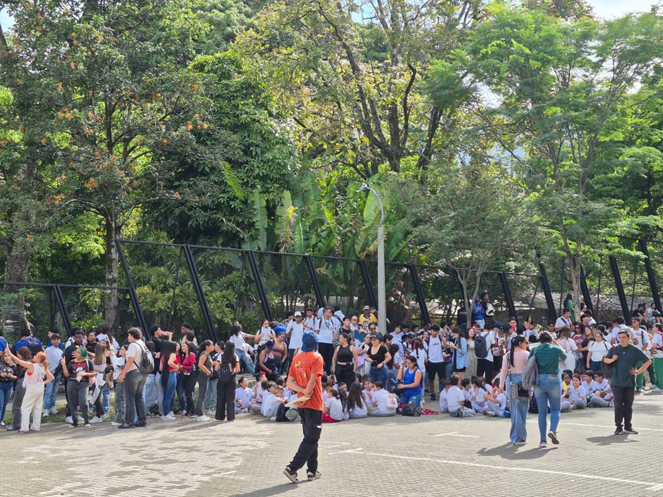 Imagen De Betulia a la Fiesta del Libro de Medellín PRIMEROS