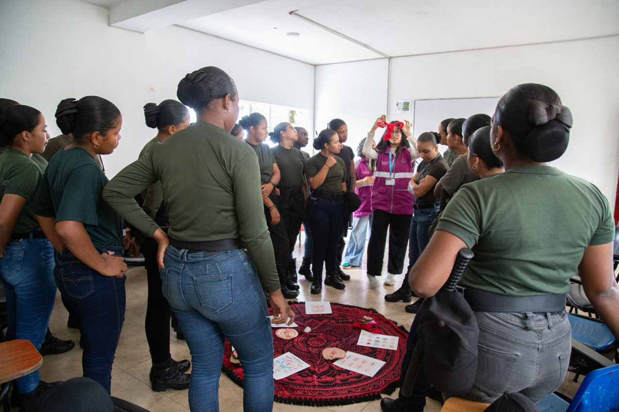 Imagen Medellín fortalece el acceso de las mujeres a información que transforma sus vidas (4)