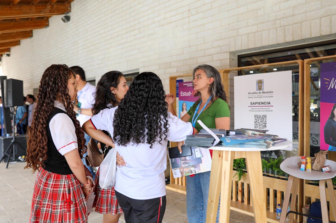 Imagen Siguiente Nivel las historias de los jóvenes de Medellín ppal
