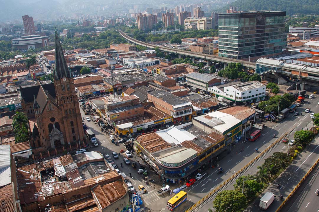 Imagen cambios en estacionamientos y movilidad para Medellín
