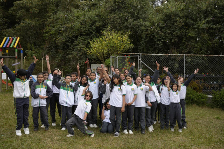 Imagen de niños de colegio