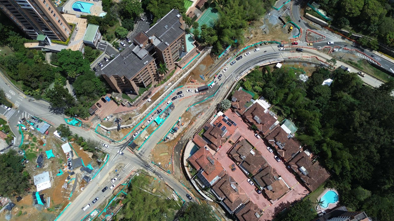 Imagen intercambio vial de la avenida 34 con la loma de Los González (5)