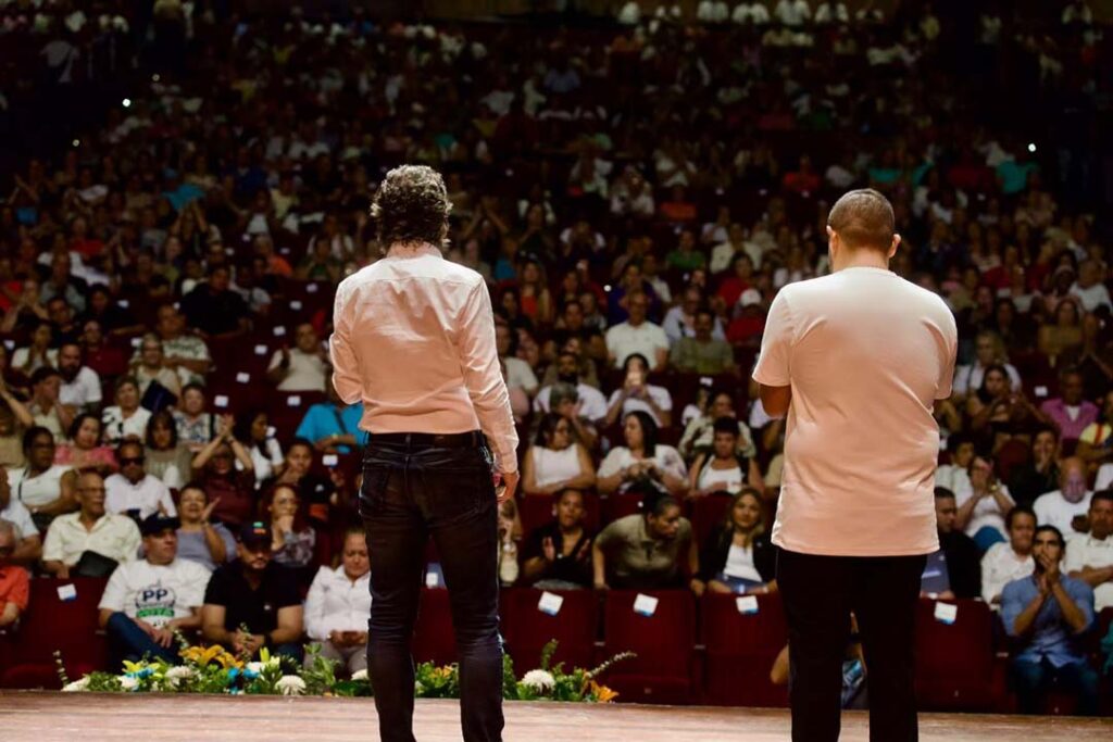 Evento mejoramiento de 100 sedes para reforzar el papel de las Juntas de Acción Comunal Imagen mejoramiento de 100 sedes para reforzar el papel de las Juntas de Acción Comunal (1)