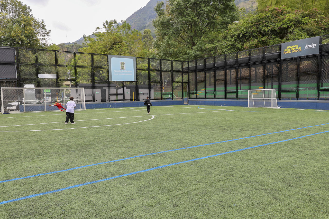 Cancha Caunces de Oriente_3