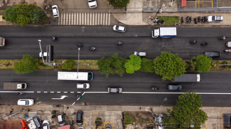 Imagen 23.000 huecos tapados en Medellín (1)