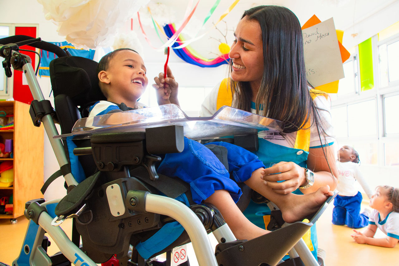 Alcaldía de Medellín aumenta cobertura para atención de niñas y niños con discapacidad Imagen Alcaldía de Medellín aumenta cobertura para atención de niñas y niños con discapacidad (3)