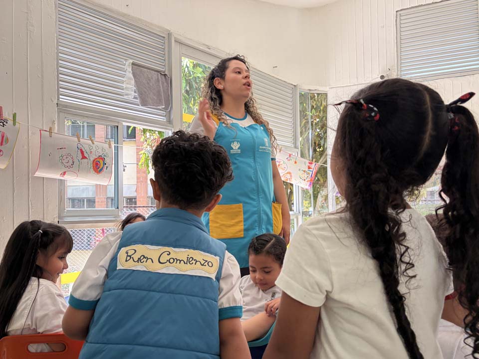 Imagen Cómo se acompaña en Medellín a un niño con autismo