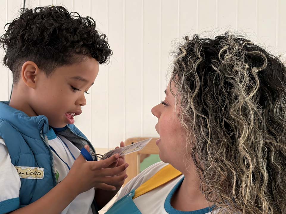 Imagen Cómo se acompaña en Medellín a un niño con autismo 1