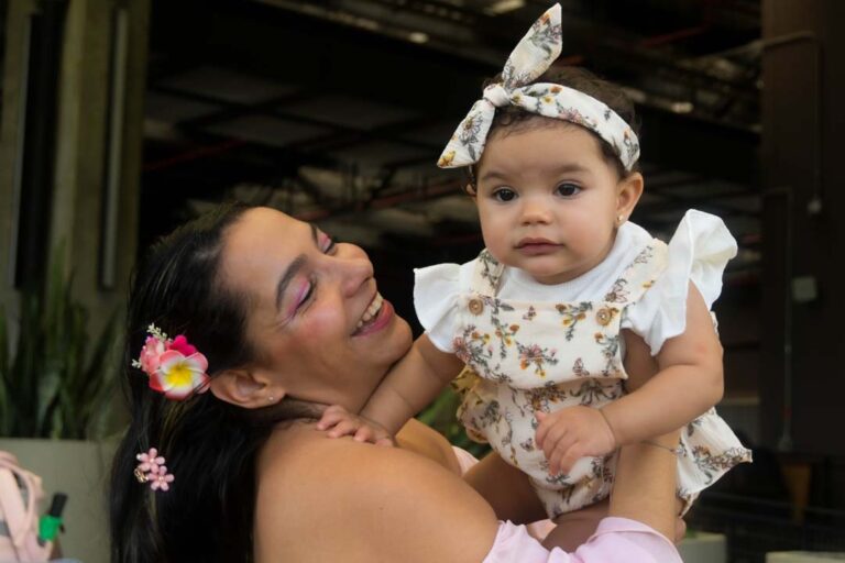 Imagen Maestras gestantes y lactantes de Medellín reciben acompañamiento, formación y cuidado (1)