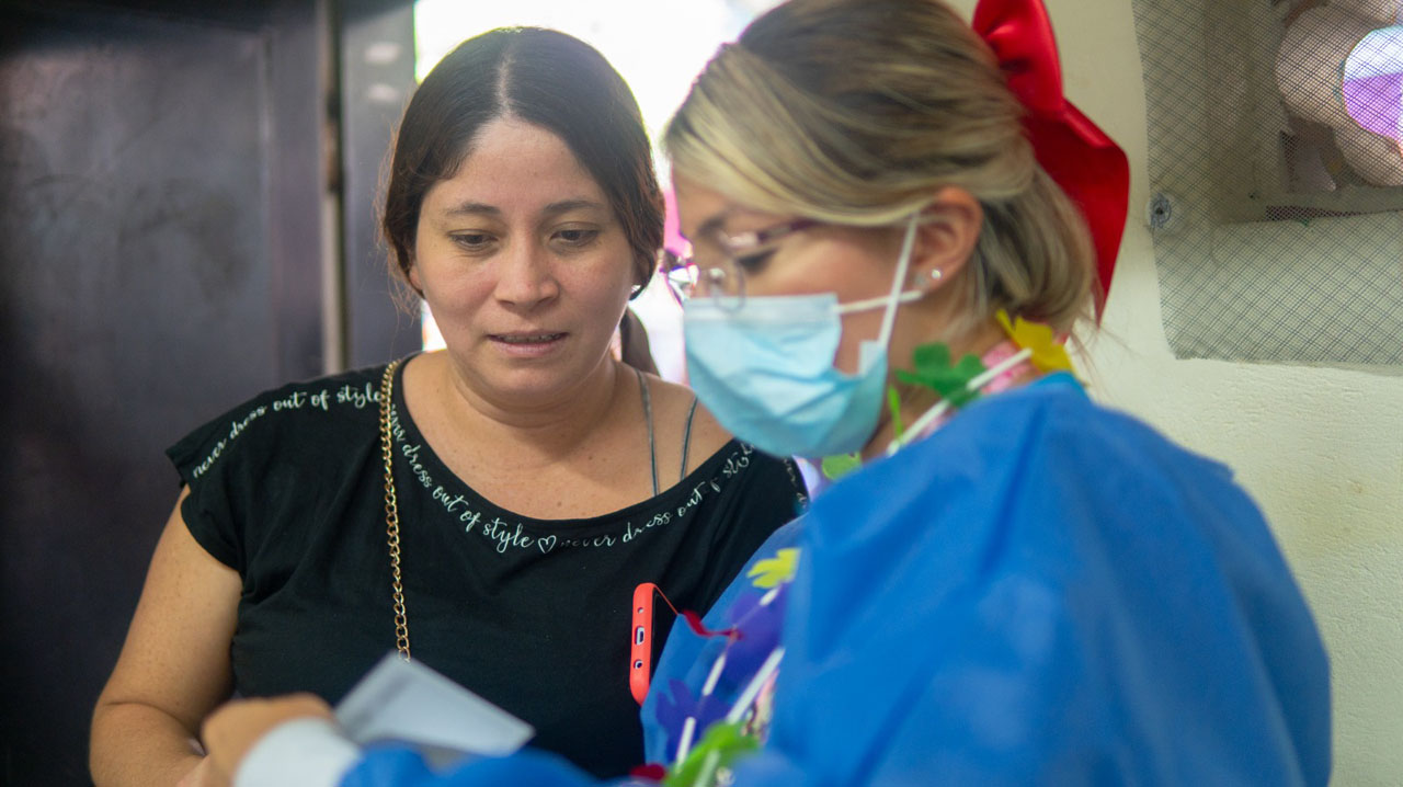 Imagen Medellín avanza en la detección temprana del cáncer de mama (3)