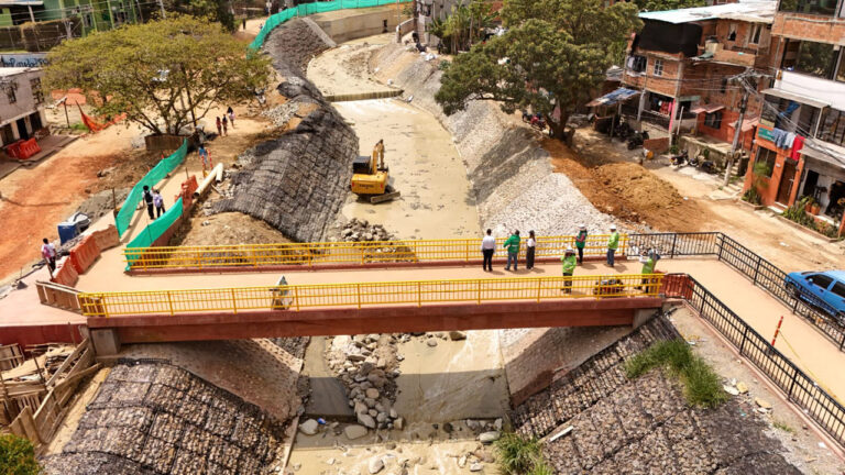 Imagen Obras de mitigación en la quebrada Altavista (1)