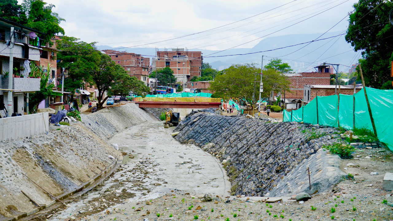 Imagen Obras de mitigación en la quebrada Altavista (4)