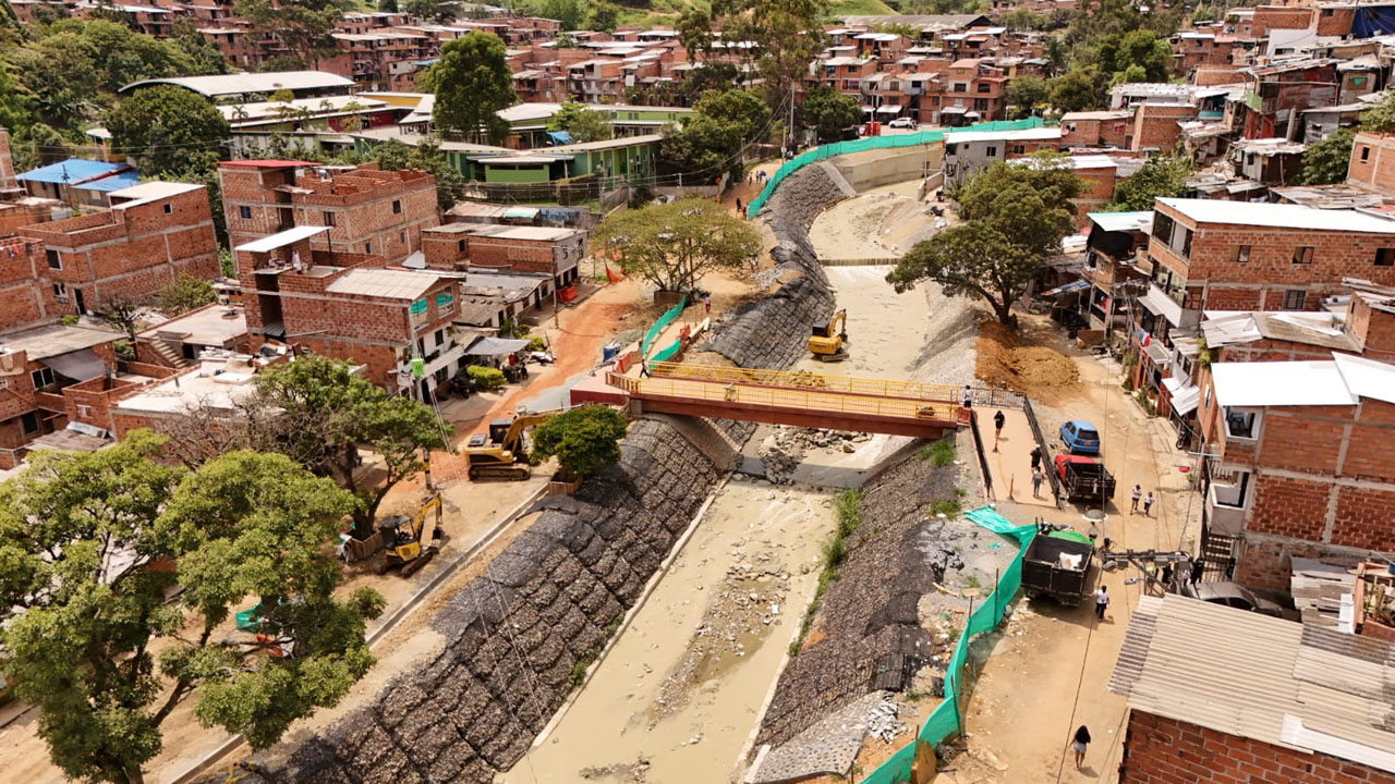 Imagen Obras de mitigación en la quebrada Altavista (4)