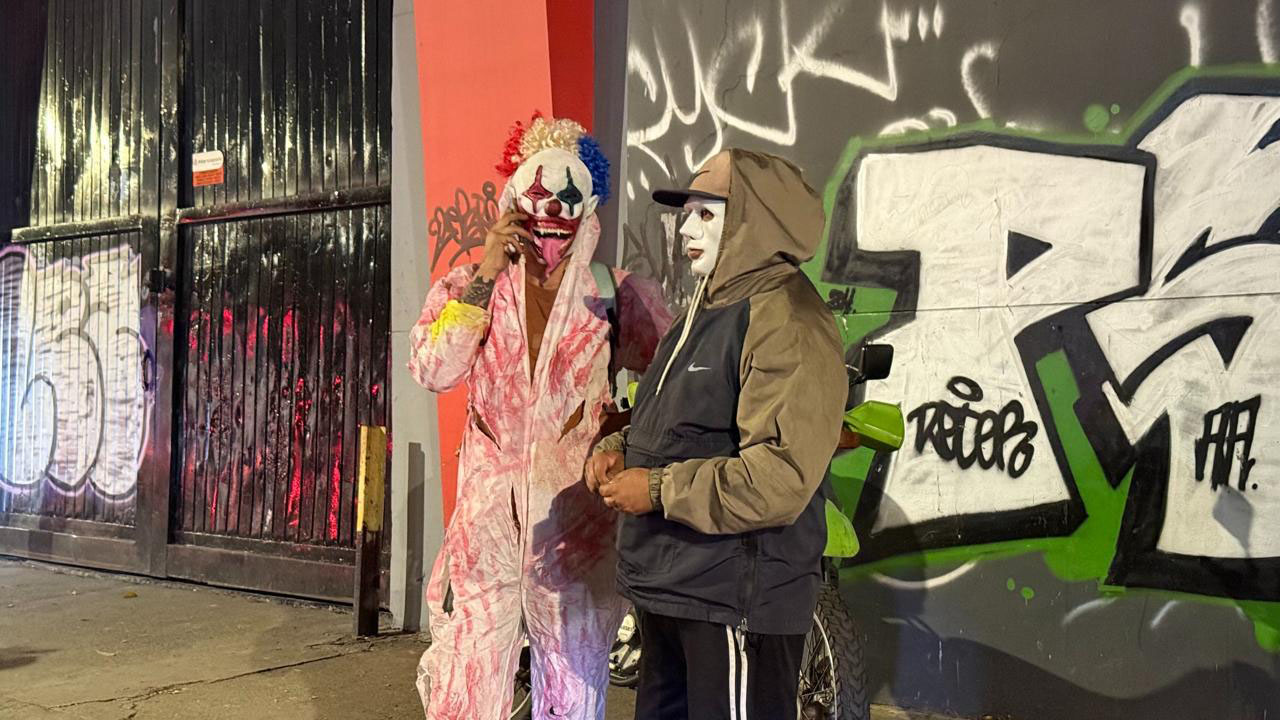 Imagen amplio dispositivo de seguridad durante todo el fin de semana de Halloween (3)