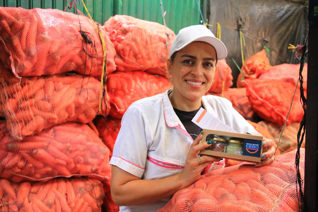Imagen de mujer comerciante de la plaza