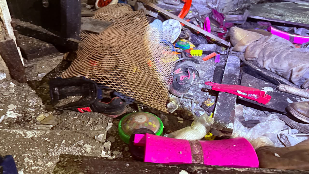Imagen demolición de una casa vinculada a Pablo Escobar (5)