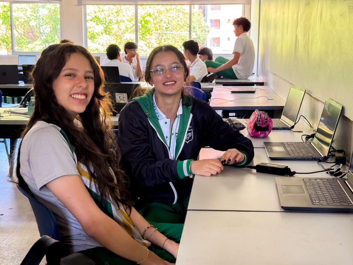 Imagen estudiante de Medellín viajará a la NASA (3)