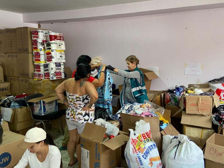 Imagen más de 800 ayudas, la Alcaldía de Medellín ha atendido a 330 familias afectadas por las lluvias (1)