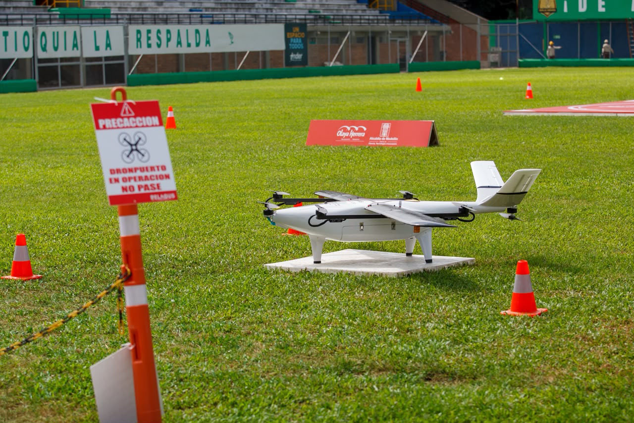 Imagen prueba piloto de transporte de carga con drones (6)