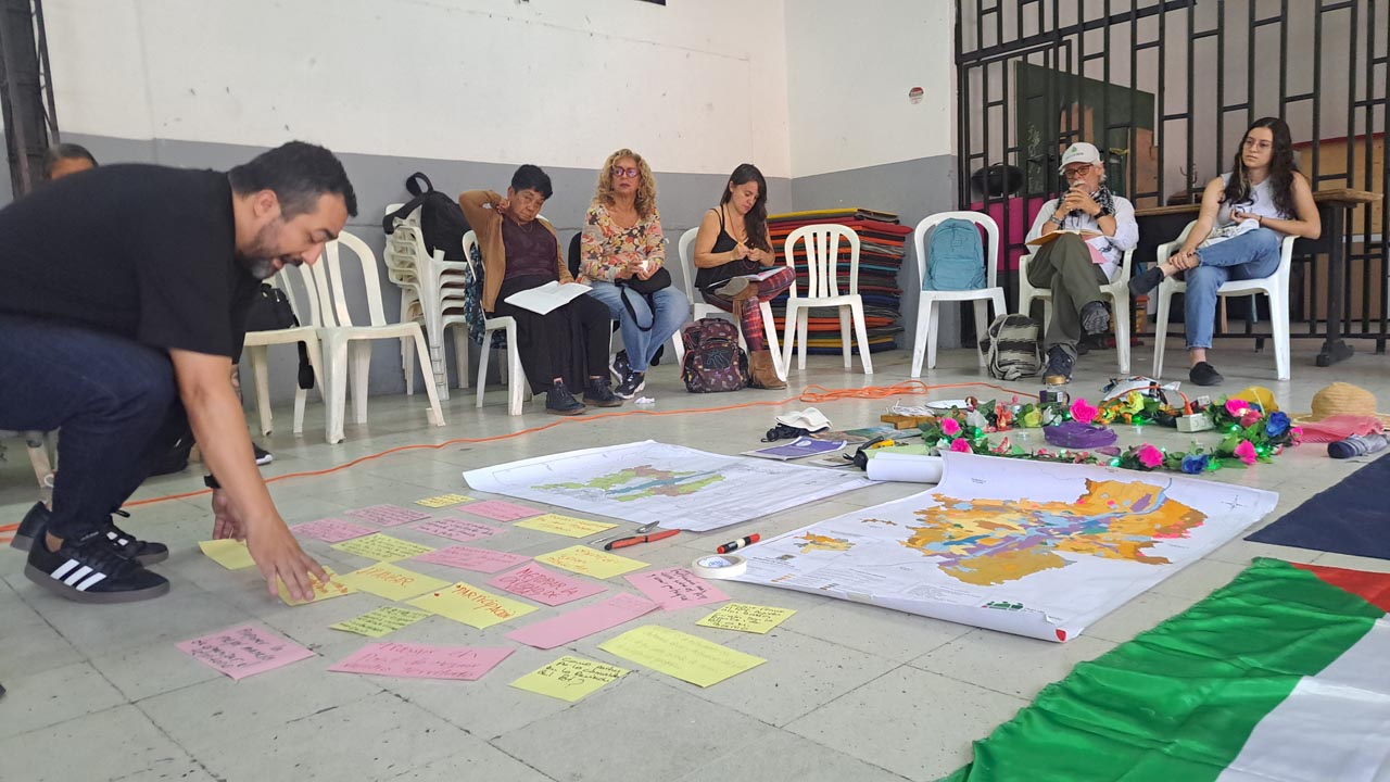 Imagen reunión barrio