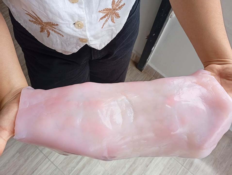 Material desarrollado Imagen una biotecnóloga que transforma Medellín
