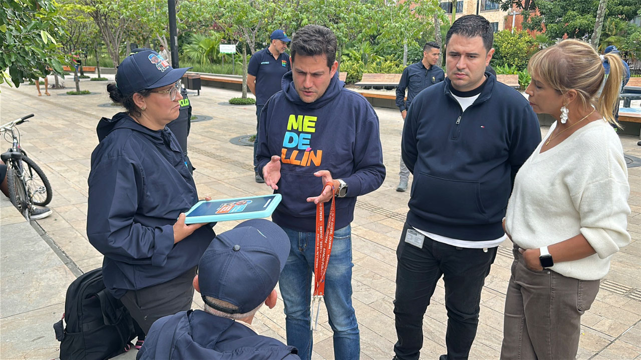 Imagen vendedores informales de Medellín (5)