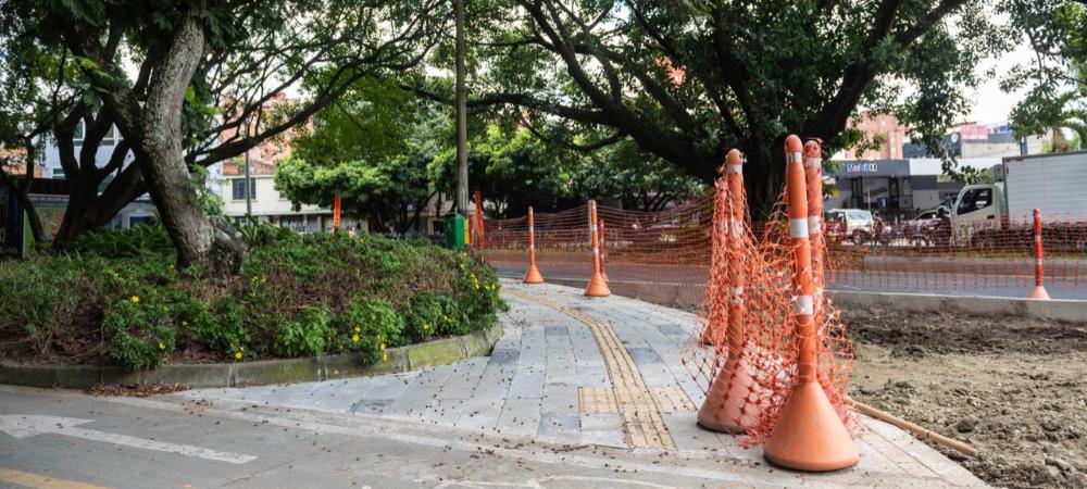 La Avenida Jardín y el Segundo Parque de Laureles se renuevan con una inversión de $9.028 millones La Avenida Jardín y el Segundo Parque de Laureles se renuevan con una inversión de $9.028 millones