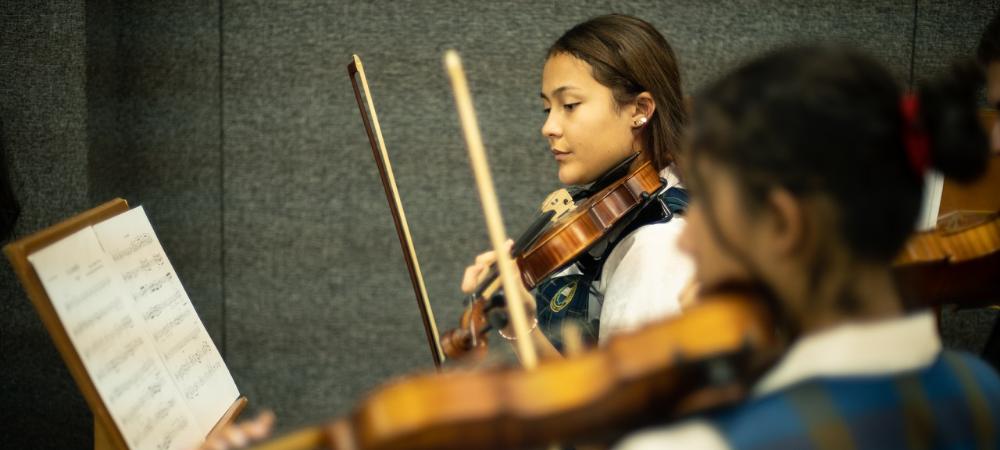 5.900 niños, niñas y jóvenes harán parte de la Red de Escuelas de Música de Medellín en 2021 Palabras de Álvaro Narváez Díaz, secretario de Cultura Ciudadana.