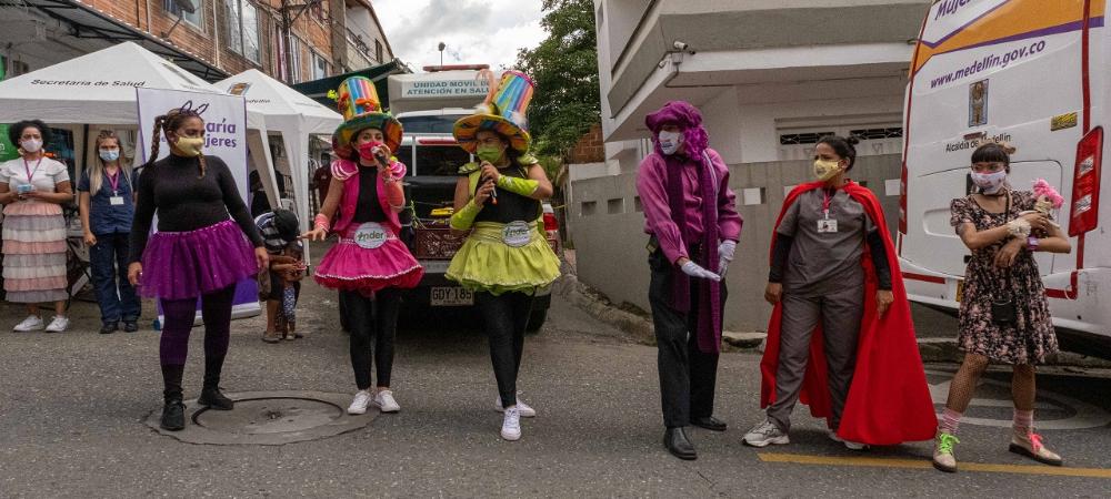 Medellín conmemora la Semana Andina de la Prevención del Embarazo Adolescente con jornada académica y experiencial