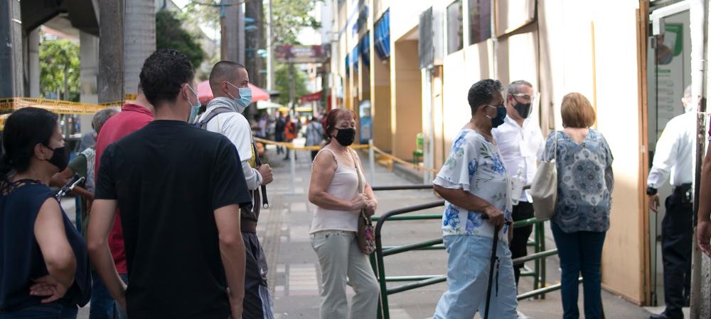 Más de 12.000 personas mayores reciben apoyo económico en Medellín con recursos de Presupuesto Participativo 